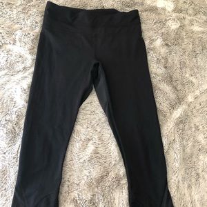 Lululemon crop pants